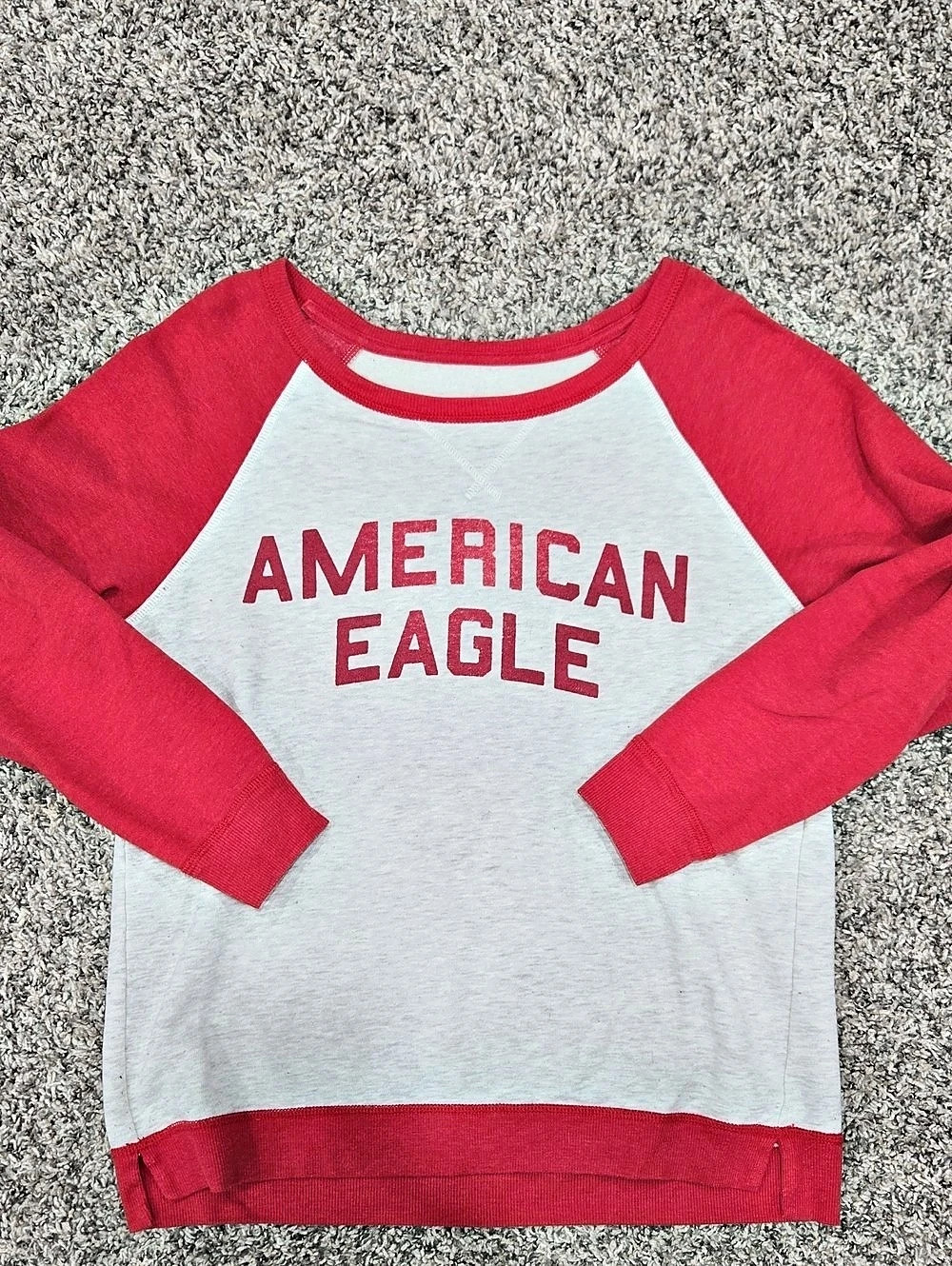 American Eagle Outfitters Color Block Sweatshirt Red & Gray Size Large